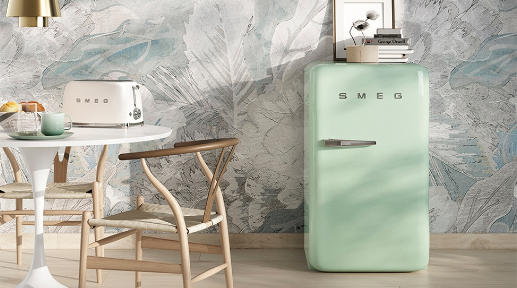 Tủ lạnh mini Smeg 122 lít FAB10 màu trơn