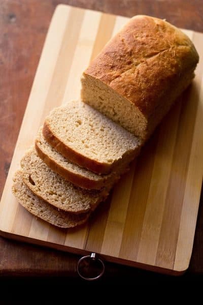 Cách làm bánh mì nguyên cám đơn giản nhất