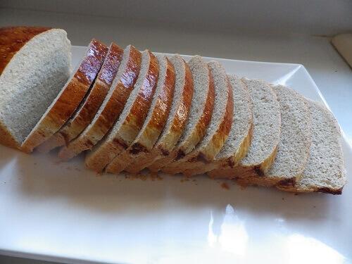• Công thức bánh mì trắng không chứa gluten