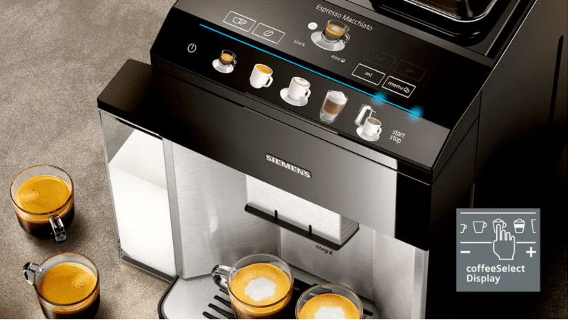 Pha cà phê bằng máy pha cà phê tự động