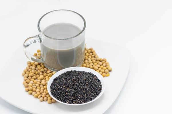 sữa hạt giảm cân đậu tương mè đen