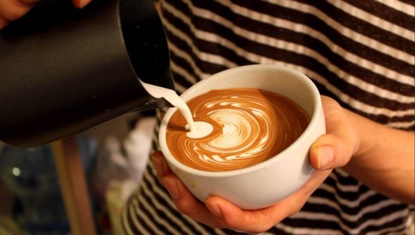 Cà phê cappuccino máy