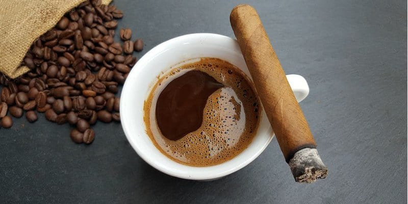 Xì gà và cà phê