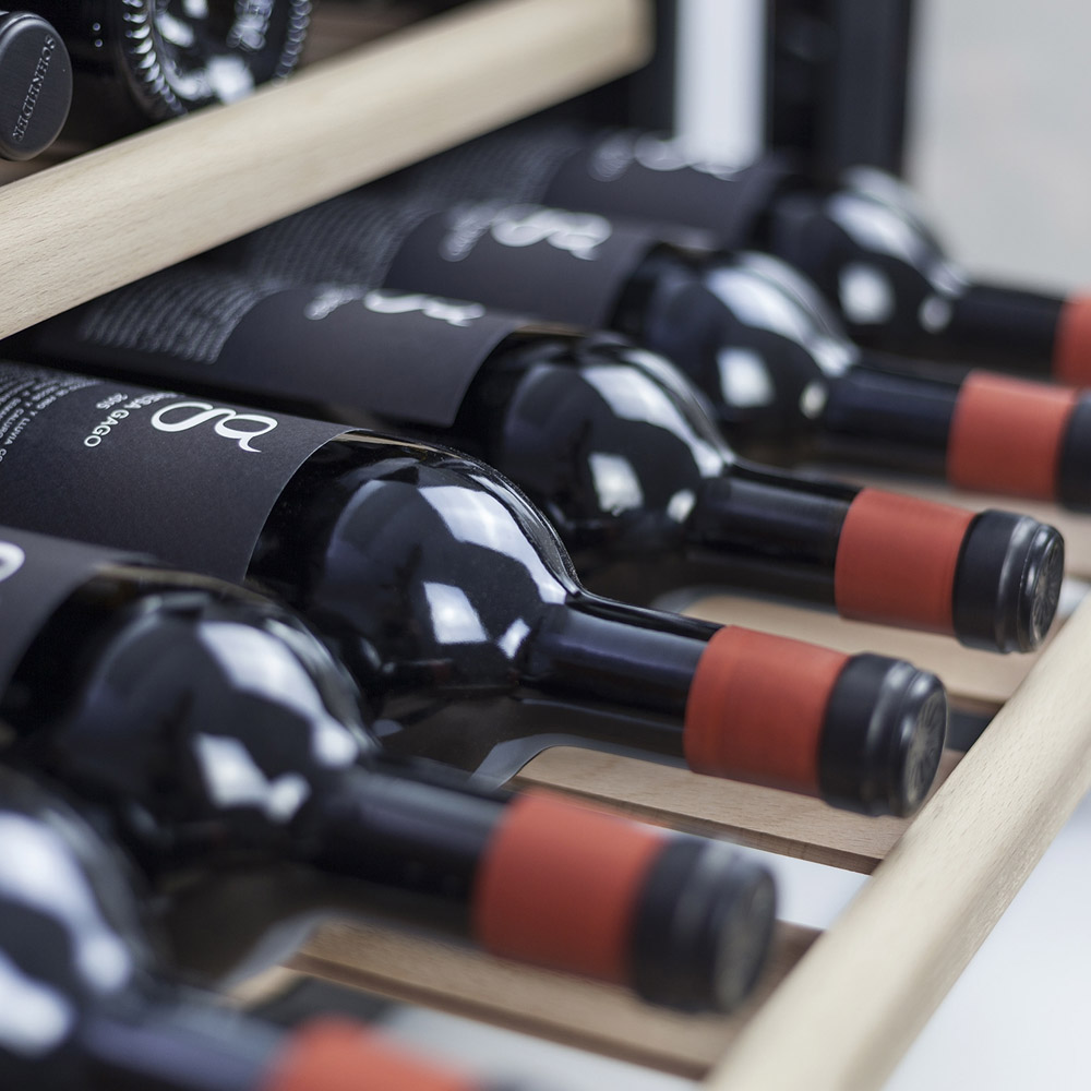 Tủ Bảo Quản Rượu Vang Âm Tủ Caso WineSafe 18 EB – 628 