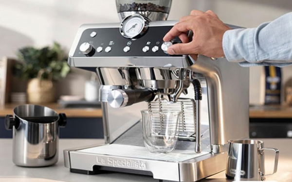 Tạo nên một ly cà phê thơm ngon với cách điều chỉnh áp suất máy pha cà phê