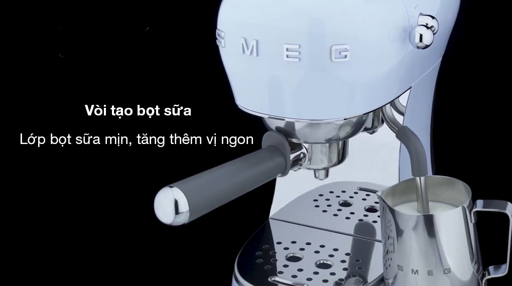 Máy pha cà phê bán tự động Smeg ECF02 - Trang bị vòi tạo bọt sữa thưởng thức nhiều loại đồ uống hấp dẫn