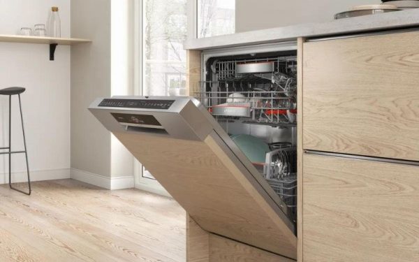 Máy rửa chén Bosch serie 4 âm tủ