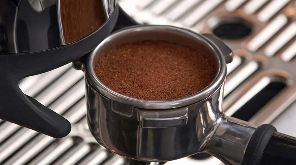may pha cafe ban tu dong breville bes876 876 the barista express impress 7