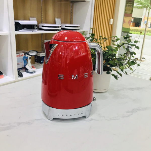 Ấm Đun Nước Siêu Tốc Smeg KLF04RDEU Red