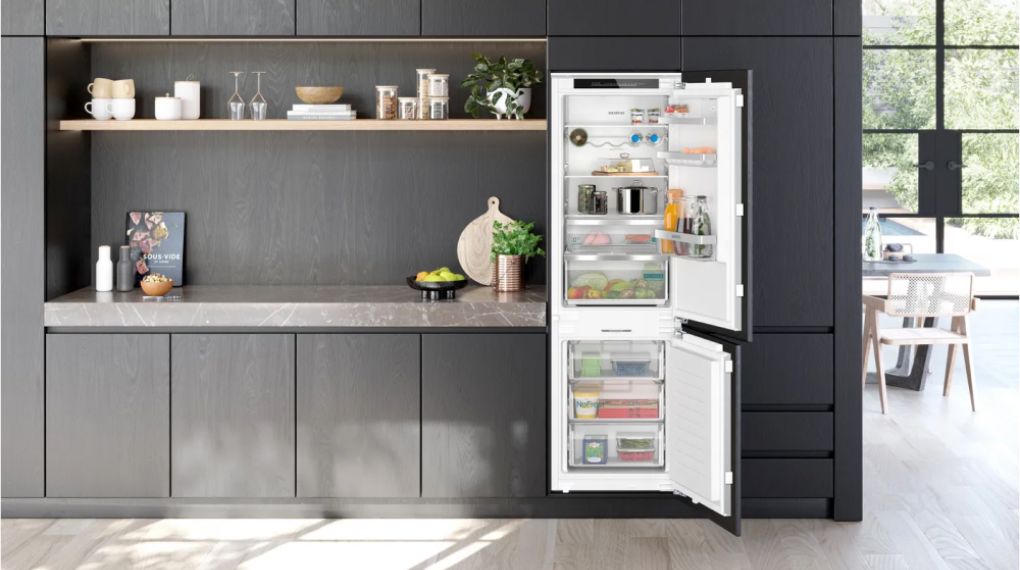 Tủ lạnh âm tủ Siemens 260 lít KI86NADD0 iQ500