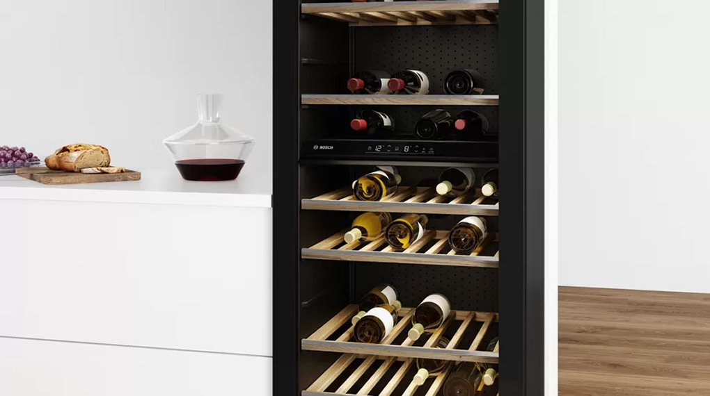Tủ bảo quản rượu vang Bosch KWK36ABGA Series 6 199 chai độc lập