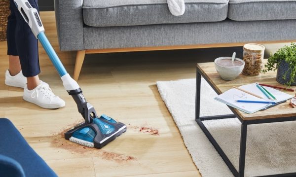 Máy hút bụi cầm tay Rowenta RH9490 Air Force 560 Flex Aqua