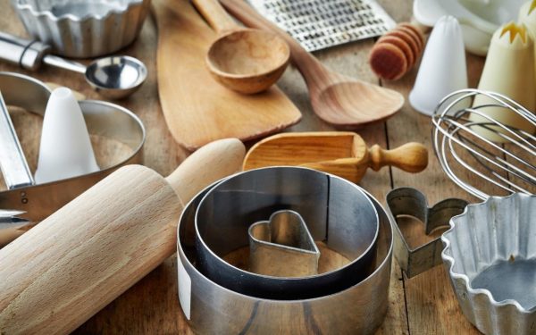 Chuẩn bị đủ đồ nghề để tự tin trổ tài làm bánh quy thơm lừng, giòn rụm