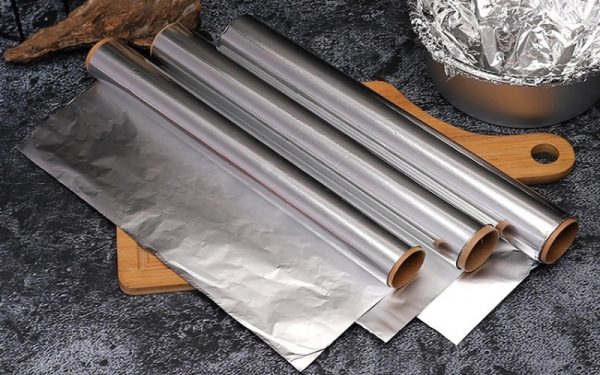 Giấy bạc sử dụng trong lò nướng để chế biến các món ăn