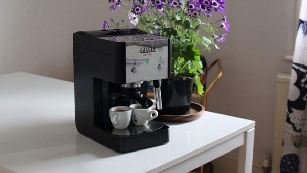 Máy pha cà phê của thương hiệu Gaggia giúp pha cà phê nhanh chóng trong vòng 1 phút