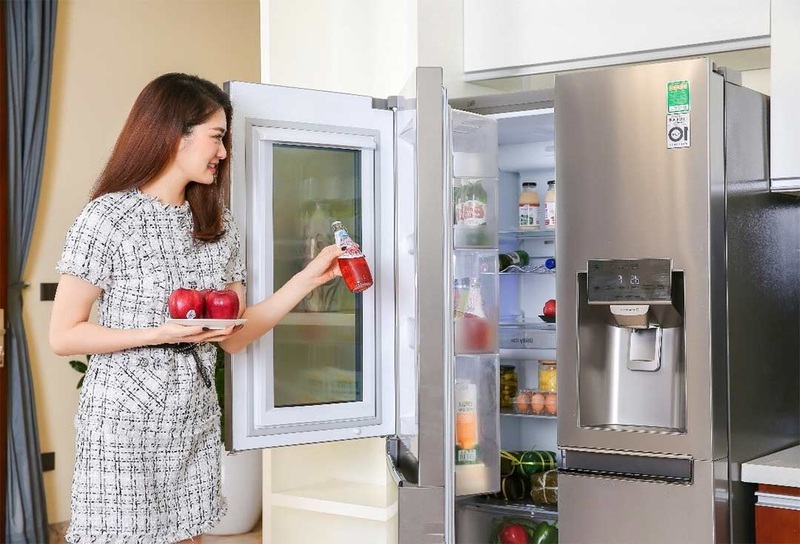 Hãy sắp xếp thực phẩm gọn gàng và có khoảng trống để khí lạnh lưu thông đều.