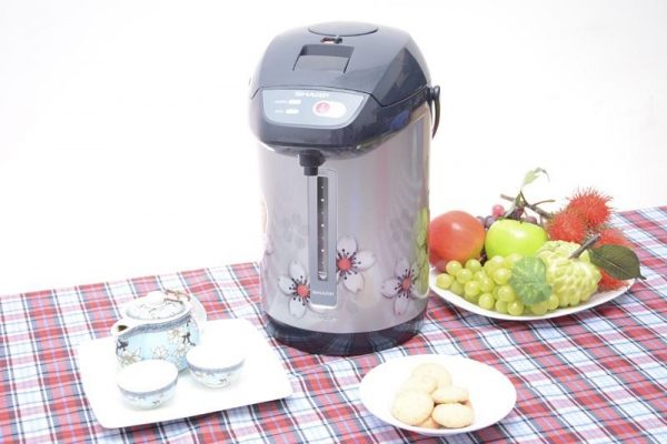 Khi không dùng đến nước nóng hãy ngắt điện của bình thủy điện