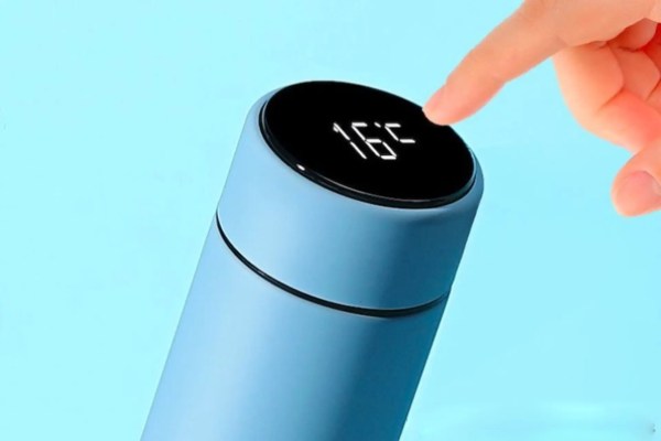 Để an toàn và bền bỉ, chỉ nên đựng nước 80–90°C và không giữ trong bình quá 12 giờ