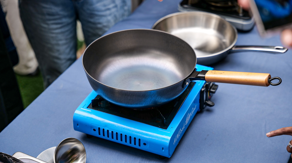 Hướng dẫn tôi dầu chảo gang La gourmet - Làm nóng chảo Hướng dẫn tôi dầu chảo gang La gourmet