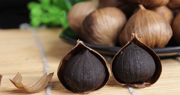 Chi Tiết Cách Làm Tỏi Đen Đơn Giản Bằng Nồi Cơm Điện Tại Nhà 7 Tự làm tỏi đen tại nhà bằng nồi cơm điện vừa đơn giản, an toàn, tiết kiệm và phù hợp cho mẻ thử đầu tiên