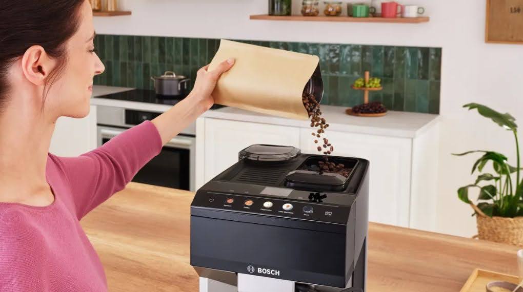 Máy pha cà phê tự động Bosch TPE40307 VeroCafe Series 4 - Công suất tiêu thụ điện may pha ca phe tu dong bosch tpe40307 verocafe series 4 3 1