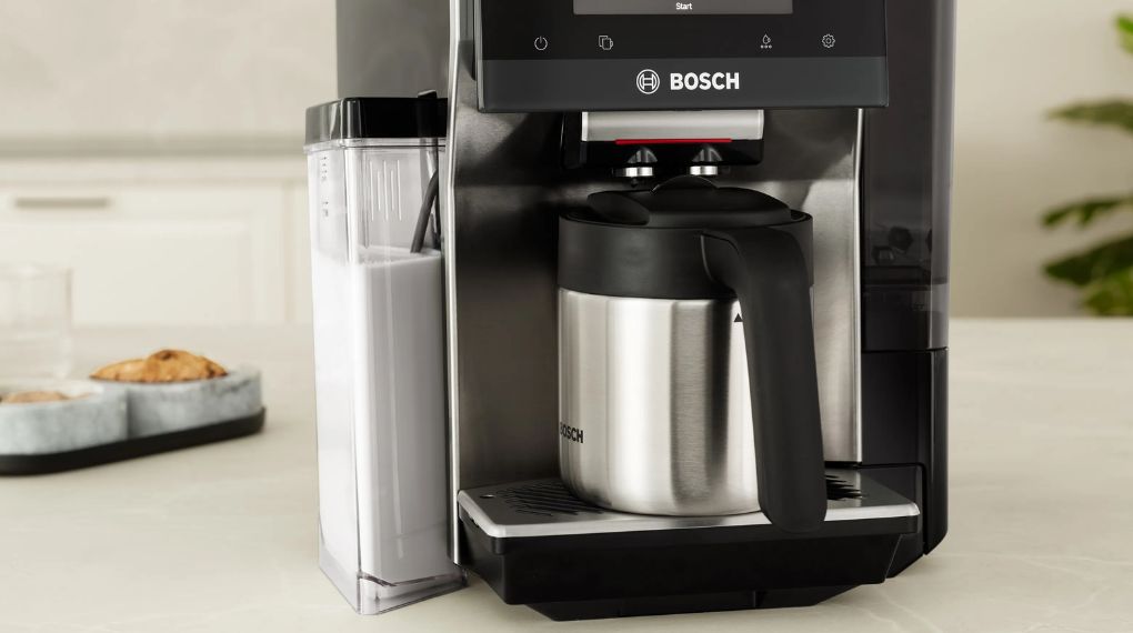 Máy pha cà phê tự động Bosch TQE80703 VeroCafe Series 8 - Vòi rót đôi có thể điều chỉnh độ cao 7,5 - 14,5 cm may pha ca phe tu dong bosch tqe80703 verocafe series 8 7 1
