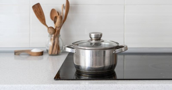 Chức năng Booster của bếp từ là gì? Cách sử dụng hiệu quả 1 Chức năng Booster của bếp từ là tính năng nấu nhanh giúp bếp tăng công suất lên mức cao nhất trong thời gian ngắn