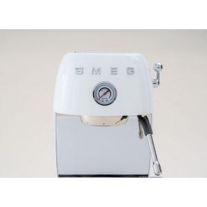 Máy pha cafe bán tự động Smeg ECF03 15 may pha cafe ban tu dong smeg ecf03 14