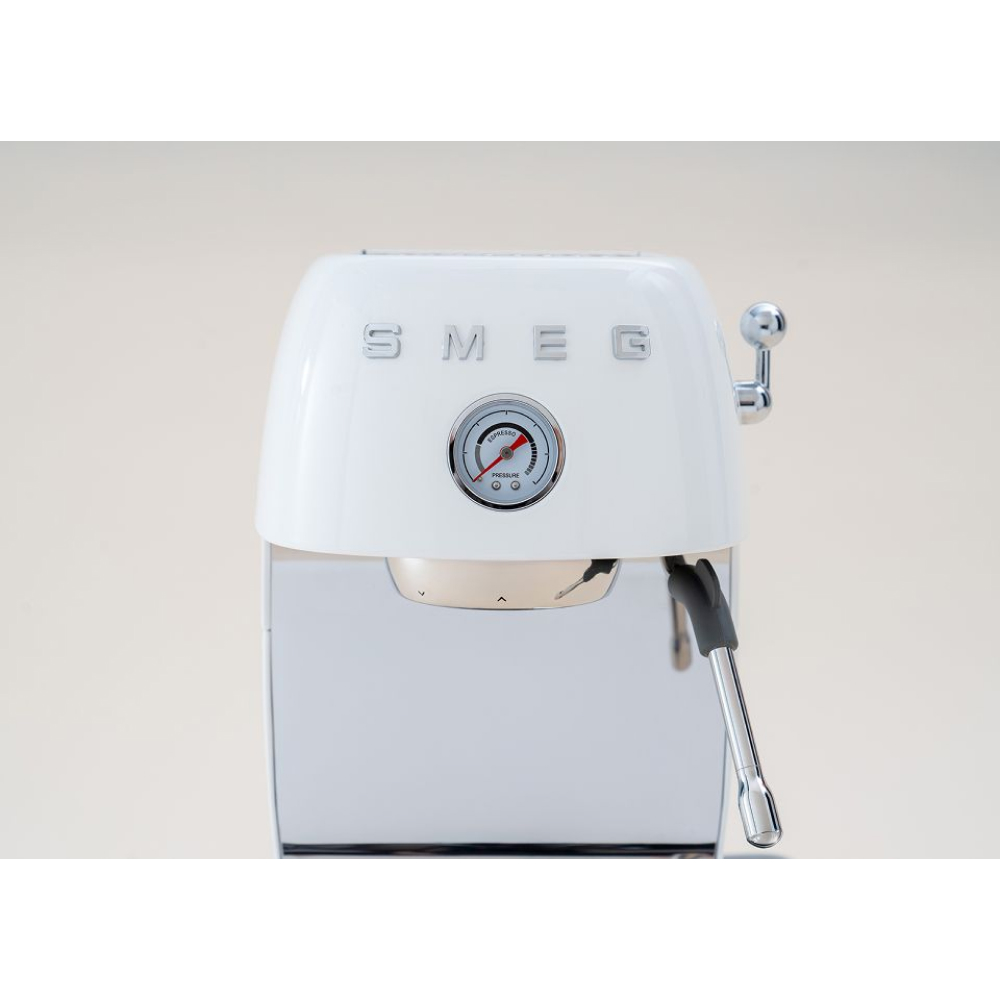 may-pha-cafe-ban-tu-dong-smeg-ecf03-14 may pha cafe ban tu dong smeg ecf03 14