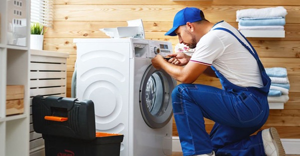 Nguyên nhân máy sấy quần áo kêu to và cách khắc phục 11 Đừng tự ý tháo lắp linh kiện máy sấy nếu không có chuyên môn