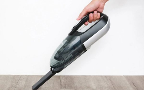 Chi tiết cách lắp máy hút bụi cầm tay đơn giản tại nhà 1 Máy hút bụi cầm tay nhỏ gọn đang rất được ưa chuộng hiện nay