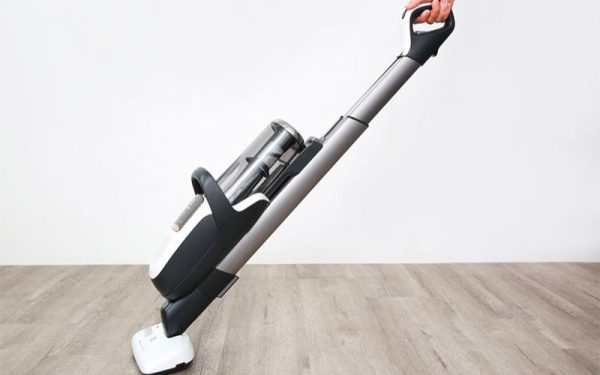 Từ A đến Z cách sử dụng máy hút bụi cầm tay dành cho bạn 1 Dùng máy hút bụi cầm tay đúng cách rất quan trọng