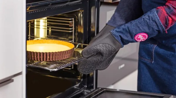 Cảm biến nướng bánh ở Lò nướng kèm hấp Bosch