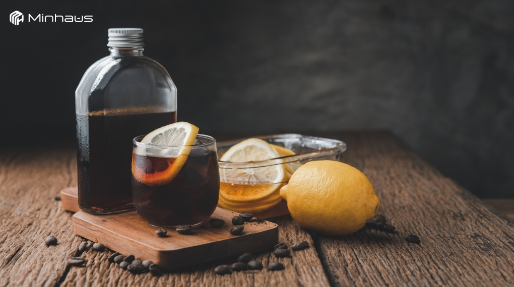 Có nên mua máy pha cafe cold brew hay chỉ cần bình ủ cà phê? 2 Cold brew dễ biến tấu thành nhiều loại đồ uống khác nhau