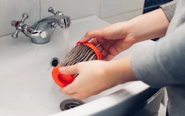 Cách Sử Dụng Máy Hút Bụi Cầm Tay Bosch Đúng Cách — Từ Lắp Ráp Đến Bảo Quản 3 cách vệ sinh bộ lọc máy hút bụi cầm tay bosch bằng nước sạch
