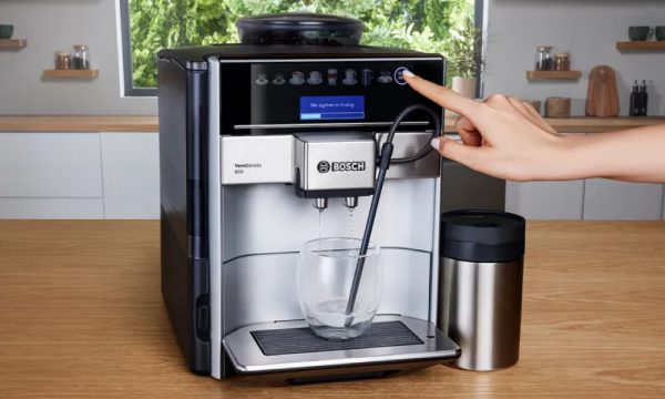 Khám Phá Sức Mạnh Hệ Thống SensoFlow Trên Máy Pha Cà Phê 4 Máy pha cafe tự động Bosch TIS65621RW Vero Barista 600 Silver