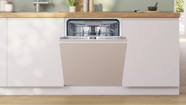 Kích thước máy rửa chén Bosch serie 4 theo kiểu dáng 2 Máy rửa chén Bosch Serie 4 âm tủ toàn phần liền mạch với tủ bếp gỗ hiện đại