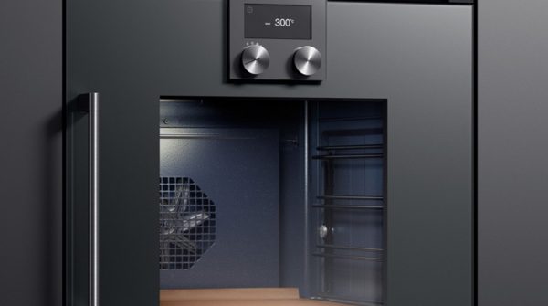 Lò nướng Gaggenau: Đẳng cấp Đức cho bếp cao cấp 2026 4 Khoang lò bằng thép không gỉ nguyên khối (Full Stainless Steel) độc quyền trên Series 400 giúp dẫn nhiệt tối ưu và kháng khuẩn vượt trội.