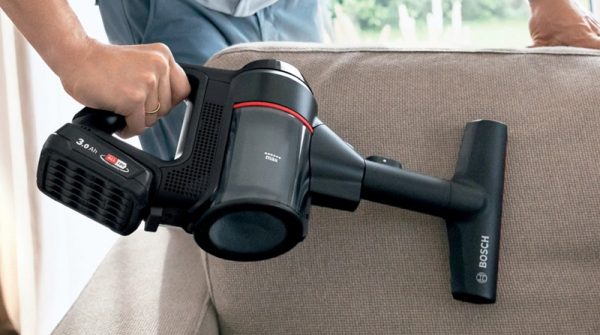 Máy Hút Bụi Không Dây Bosch Unlimited: Review Chi Tiết Series 6 & 8 Cho Gia Đình Hiện Đại 4 Máy hút bụi không dây Bosch Unlimited — gọn nhẹ, linh hoạt, phù hợp mọi không gian sống