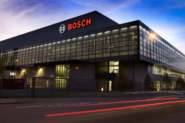Giải Đáp: Máy Rửa Chén Bosch Của Nước Nào Và Có Bền Không? 1 Nhà máy BSH sản xuất máy rửa chén Bosch — cơ sở sản xuất lớn của BSH Group