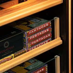 Tủ bảo quản cigar EuroCave V-CIGAR-S 1000 điếu 15 tu bao quan cigar eurocave v cigar s 1000 dieu 19