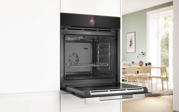 Lò vi sóng âm tủ Bosch Serie 8 hiển thị mã lỗi E3 trên bảng điều khiển