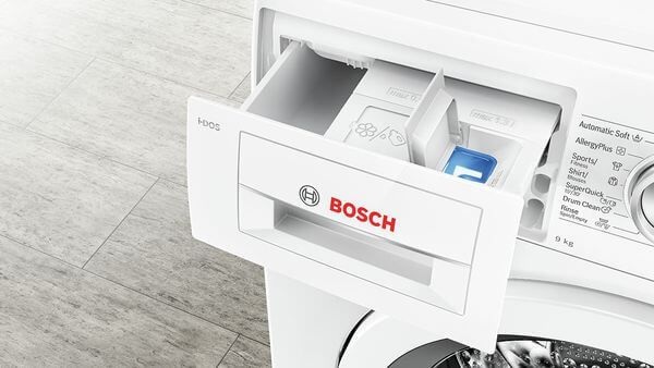 Máy giặt Bosch 10kg: toàn bộ Series 8, công nghệ đỉnh cao và so sánh 5 model 2 Công nghệ i-DOS trên máy giặt Bosch 10kg Series 8 tự động định lượng nước giặt