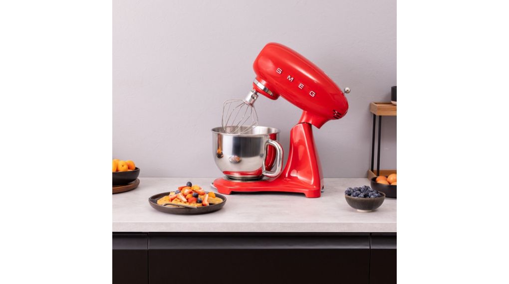 Máy trộn bột đa năng Smeg SMF05RDEU - công suất hoạt động 10