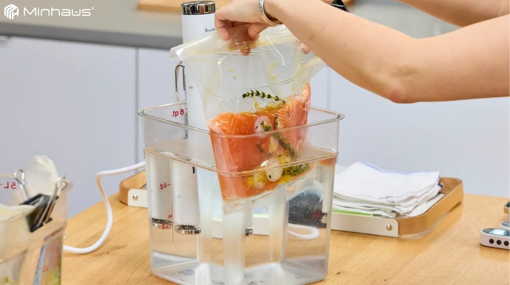 Bí quyết chọn máy sous vide chất lượng: 9 tiêu chí quan trọng 10 Người dùng nên lựa chọn máy sous vide dựa trên nhu cầu thực tế, thay vì tập trung vào giá bán