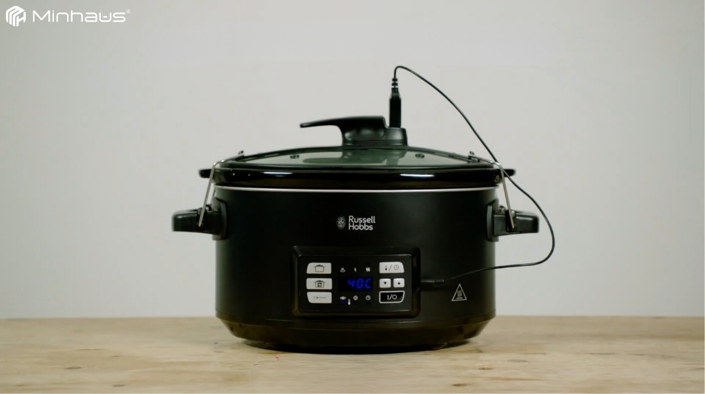 Review nồi nấu chậm Russell Hobbs 6,5L 3in1 tích hợp chức năng sous vide 9 Nồi nấu chậm Russell Hobbs 6.5L phù hợp với người bận rộn, gia đình đông người, người muốn tối ưu thời gian và trải nghiệm nấu chân không sous vide