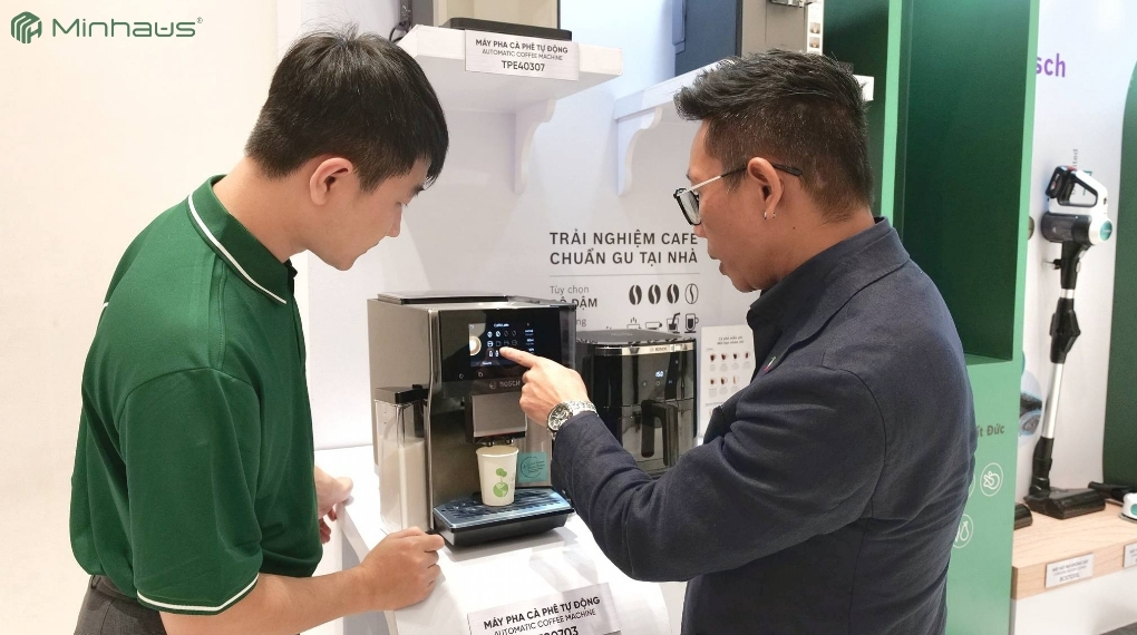 Nên mua nồi nấu chậm ở đâu? Các tiêu chí chọn địa chỉ đáng tin cậy 9 Nên quan tâm đến khả năng tư vấn của đơn vị bán khi mua nồi nấu chậm
