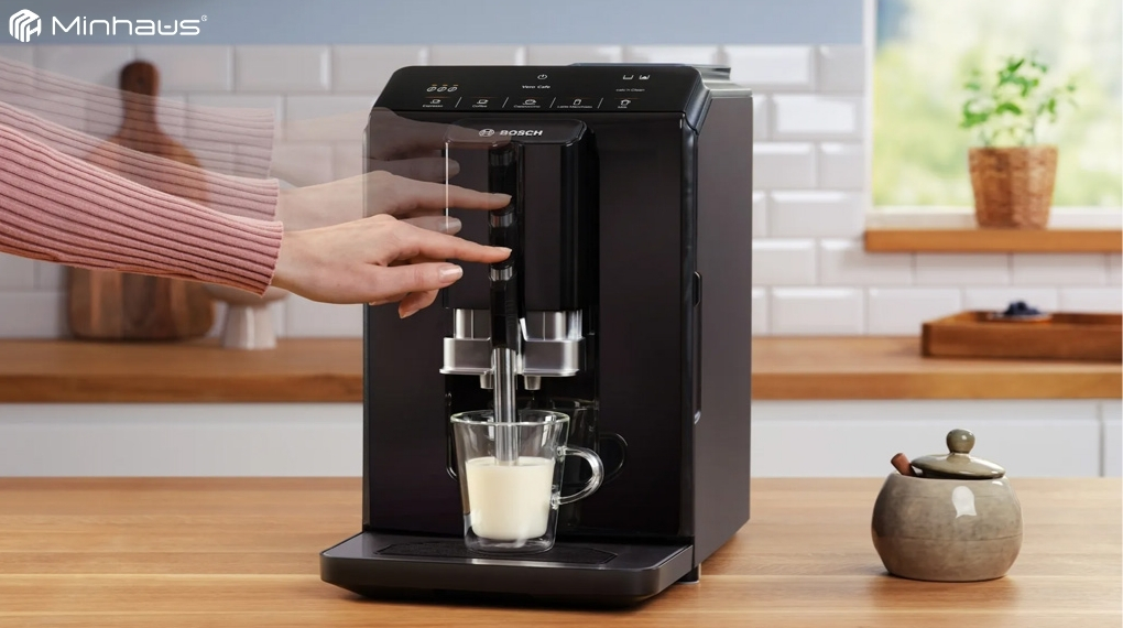 Đánh giá máy pha cà phê Bosch TIE20119 VeroCafe Series 2: Có nên mua? 5 Hệ thống đánh sữa MilkMagic Pro tạo lớp bọt sữa nóng siêu mịn