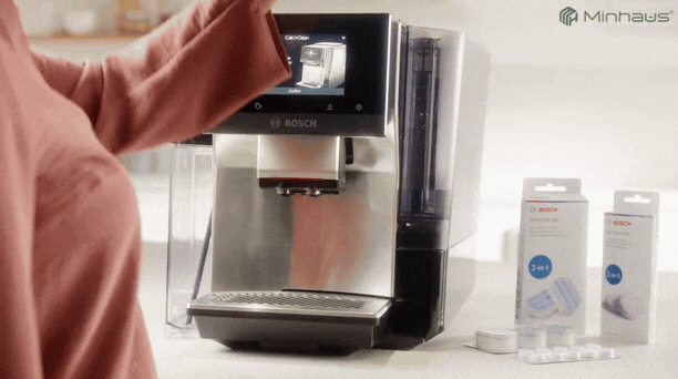 Máy pha cà phê Bosch và De'Longhi khác nhau thế nào? 27 Máy pha cà phê Bosch có chức năng Calc'n Clean nhắc tẩy cặn định kỳ