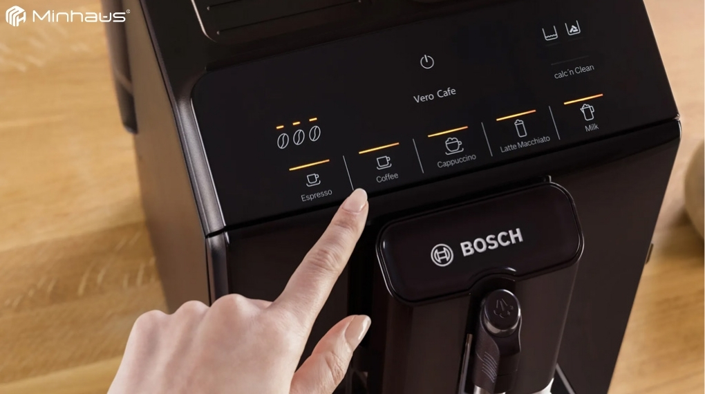 Máy pha cà phê Bosch VeroCafe Series 2 là gì? Có nên mua không? 9 Máy pha cà phê Bosch Series 2 được trang bị đèn báo tẩy cặn Calc'nClean
